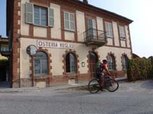 Langhe_La_Morra_Barolo_Novello_Monchiero_14_02c