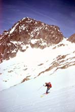 Caricatore_18_S_94_19_Raid_valle_Meraviglie_19_Discesa_Cima_S_Robert_ET